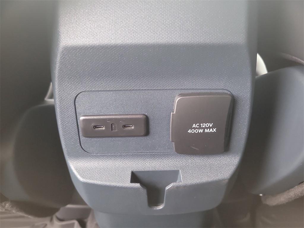 new 2025 Ford Maverick car, priced at $36,083