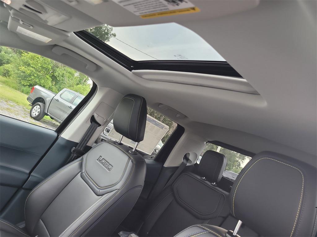 new 2025 Ford Maverick car, priced at $36,083