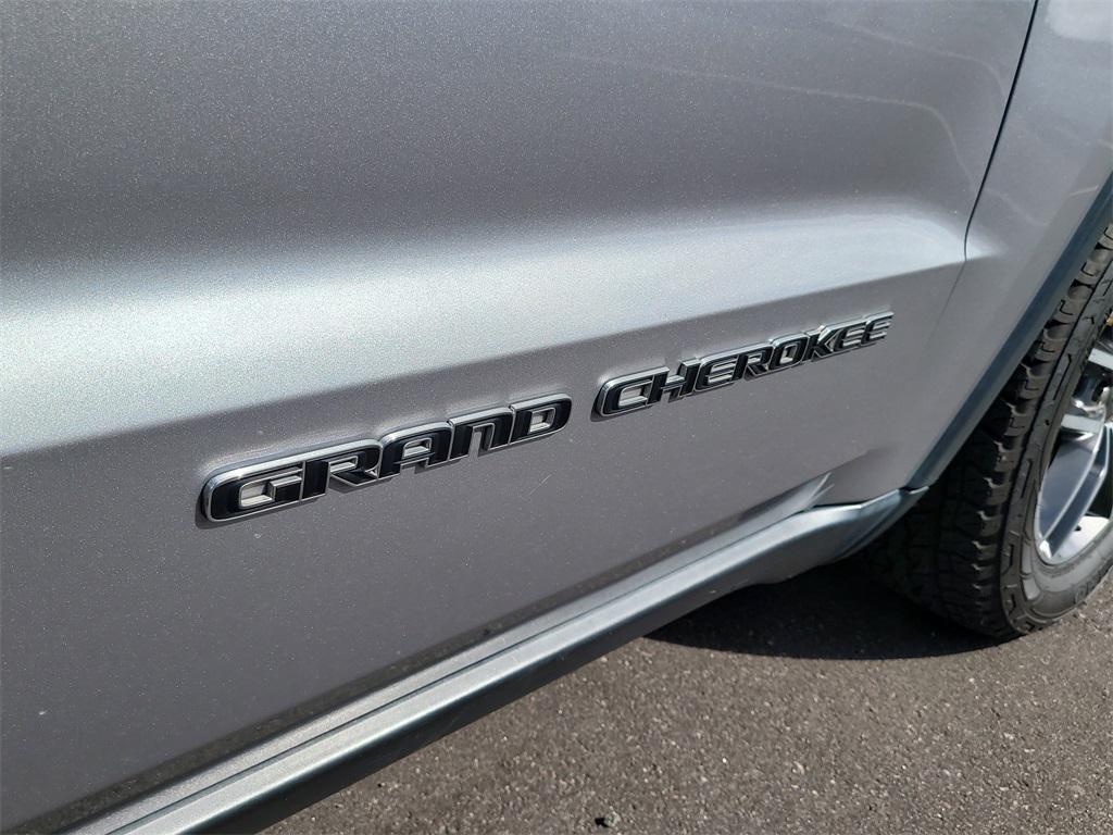 used 2019 Jeep Grand Cherokee car, priced at $13,905