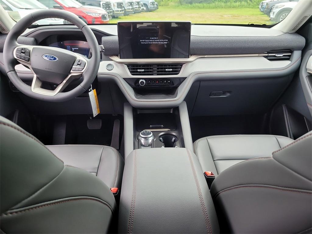 new 2025 Ford Explorer car, priced at $43,252