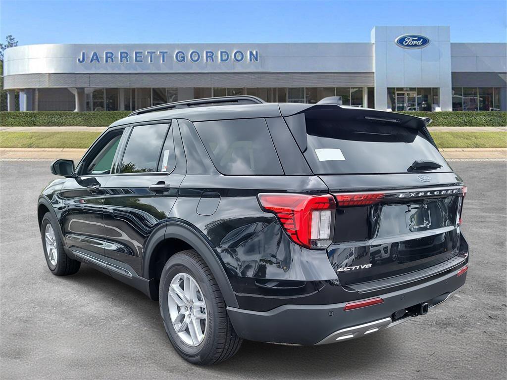 new 2025 Ford Explorer car, priced at $43,252