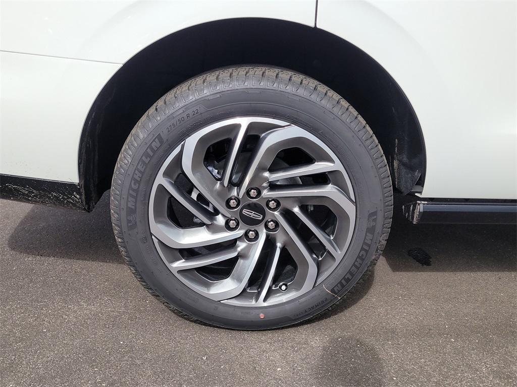 new 2025 Lincoln Navigator car, priced at $98,822
