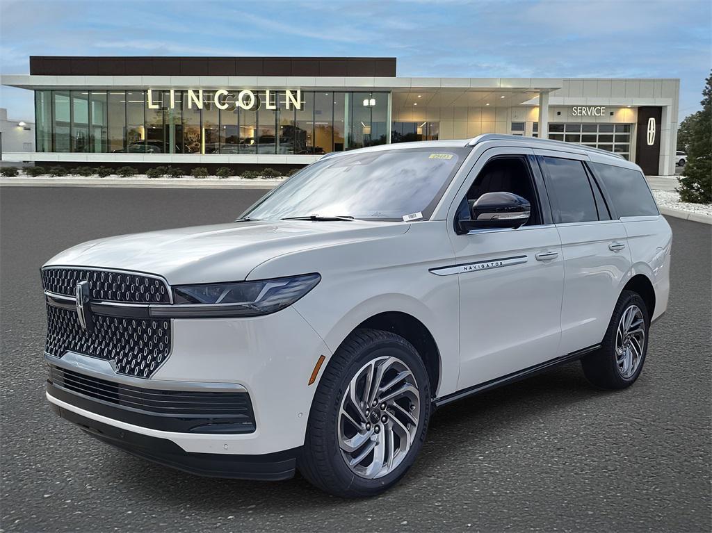 new 2025 Lincoln Navigator car, priced at $98,822