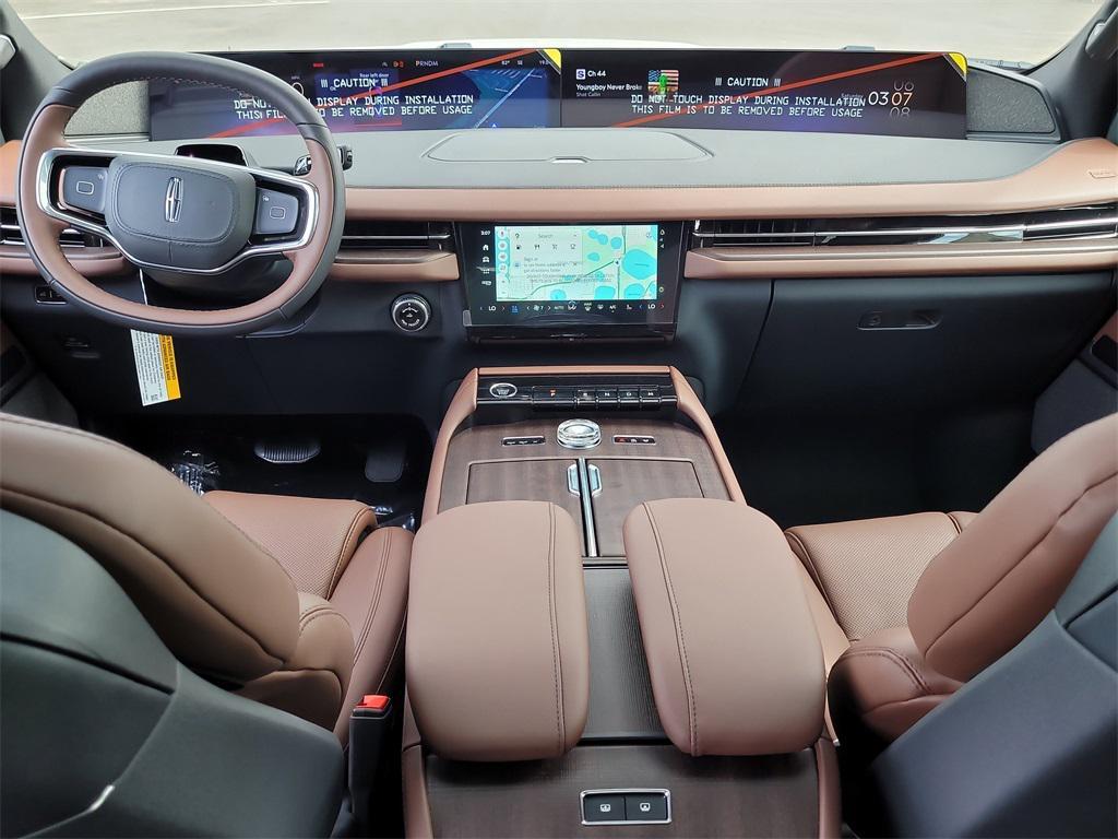 new 2025 Lincoln Navigator car, priced at $98,822