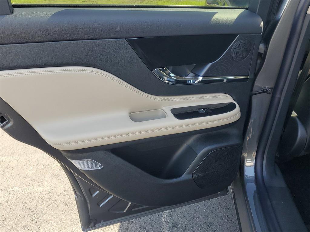 new 2025 Lincoln Corsair car, priced at $43,443