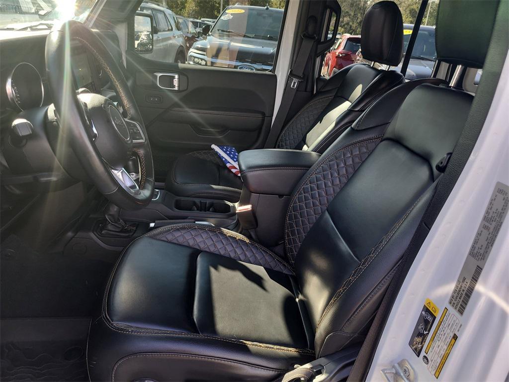 used 2022 Jeep Wrangler Unlimited car, priced at $35,778