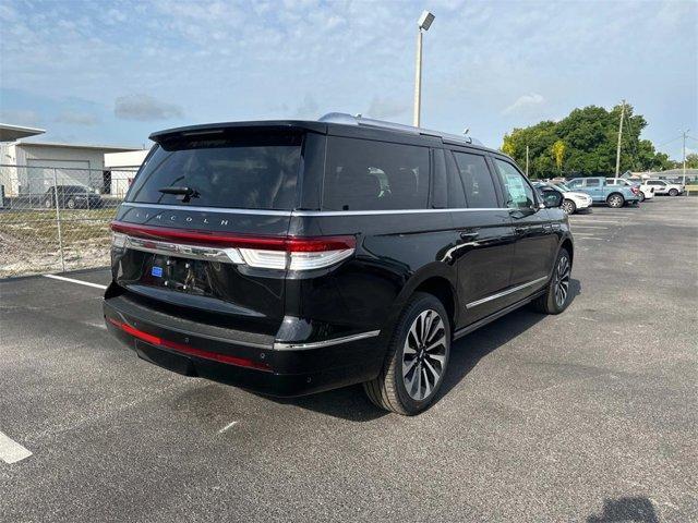 new 2024 Lincoln Navigator L car