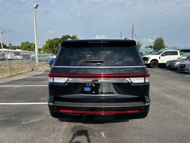 new 2024 Lincoln Navigator L car