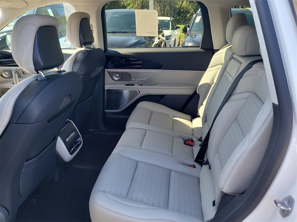 new 2026 Lincoln Nautilus car, priced at $70,445