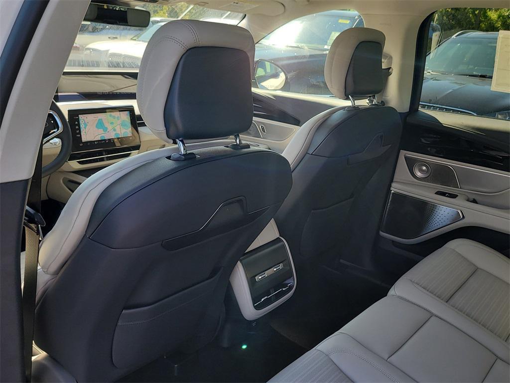 new 2026 Lincoln Nautilus car, priced at $70,445