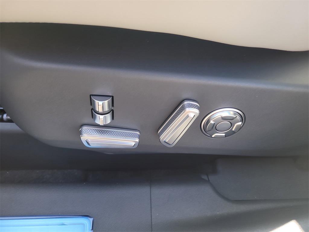 new 2026 Lincoln Nautilus car, priced at $70,445