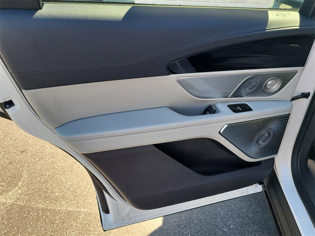 new 2026 Lincoln Nautilus car, priced at $70,445