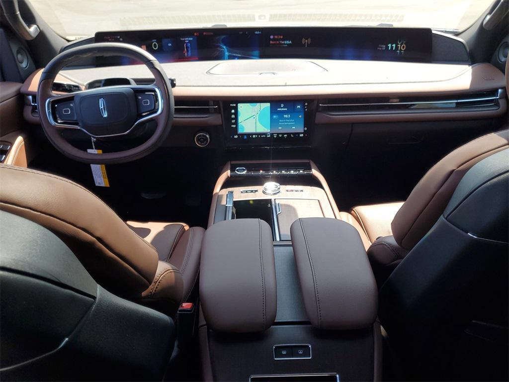 new 2025 Lincoln Navigator car, priced at $103,656