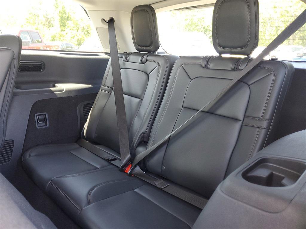 new 2025 Lincoln Aviator car, priced at $75,168