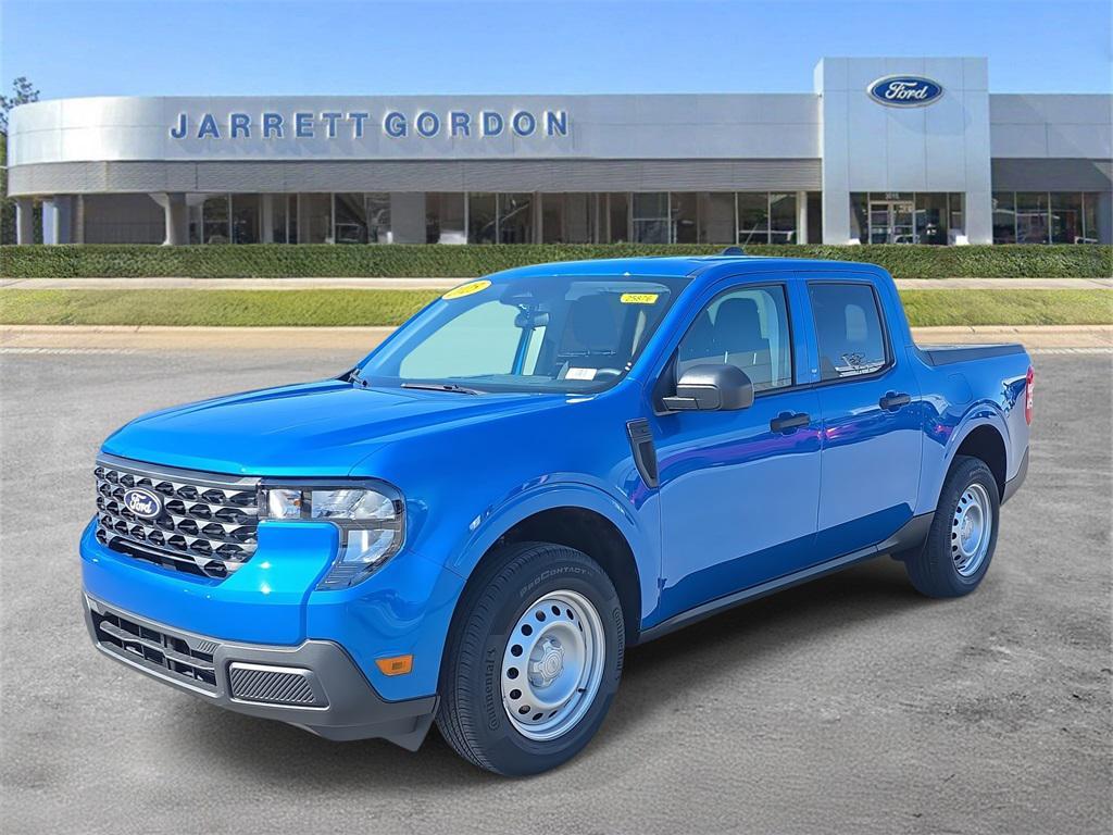 new 2025 Ford Maverick car, priced at $30,120
