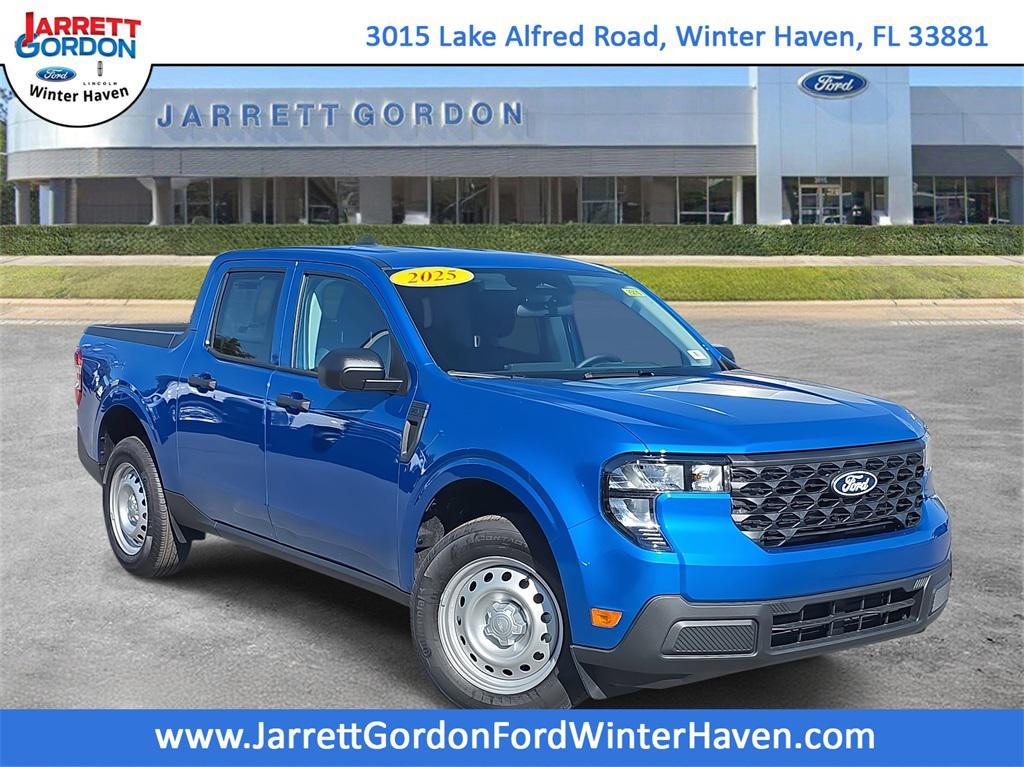 new 2025 Ford Maverick car, priced at $30,120