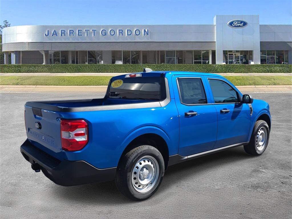 new 2025 Ford Maverick car, priced at $30,120