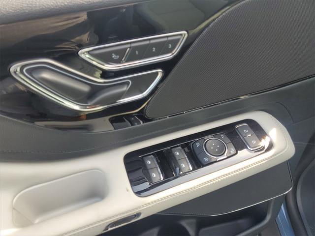 new 2025 Lincoln Aviator car, priced at $59,270