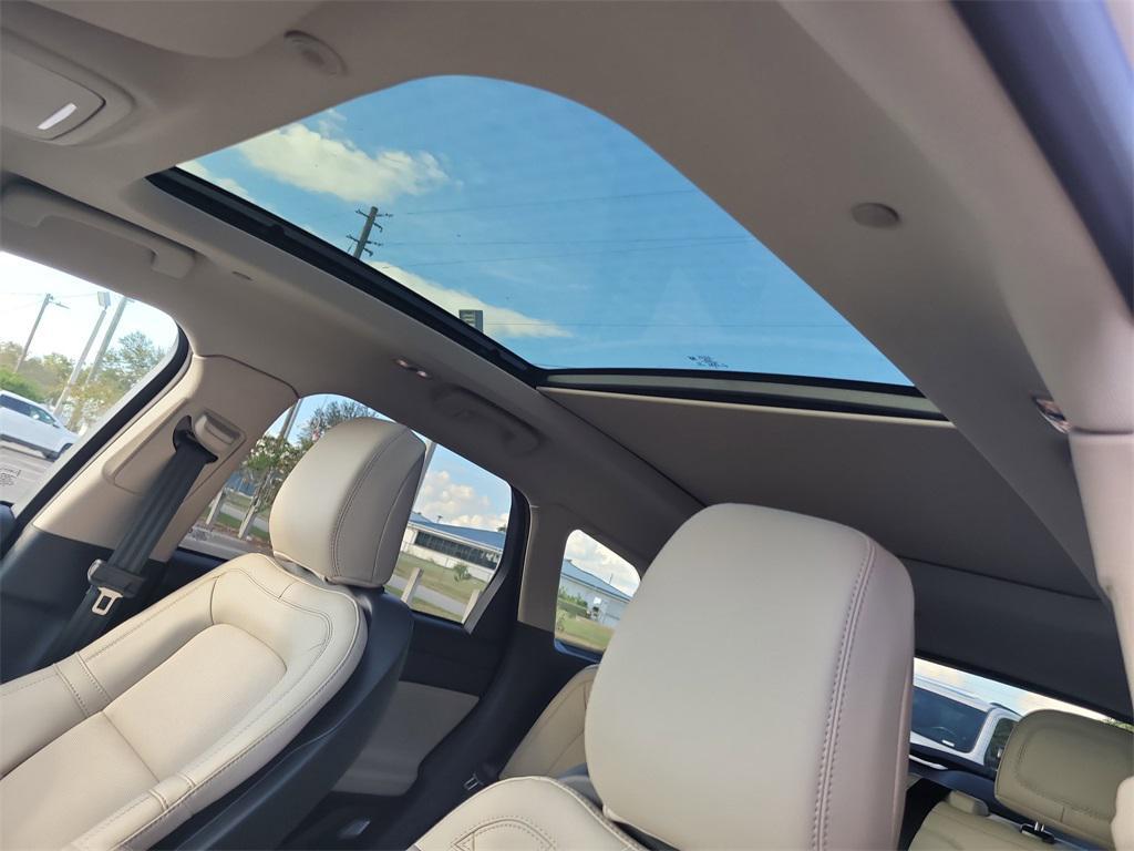 new 2025 Lincoln Corsair car, priced at $50,346