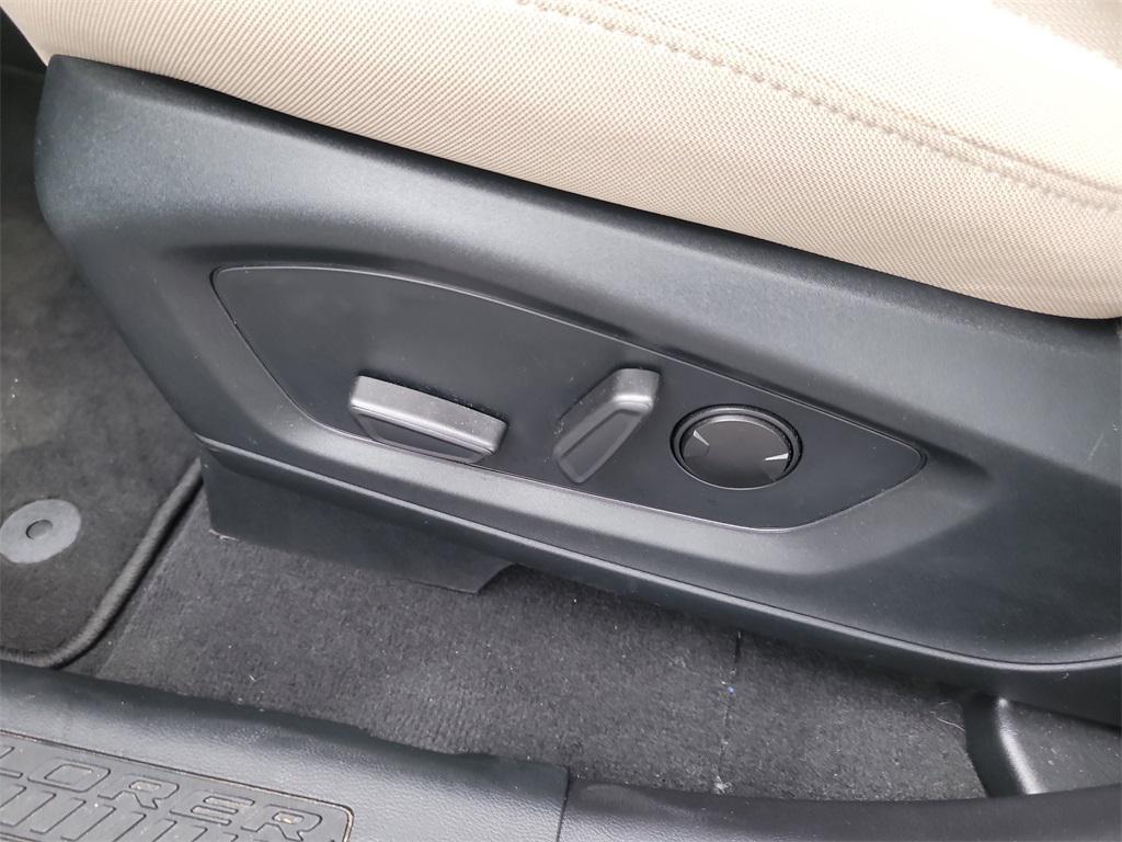 used 2022 Ford Explorer car, priced at $29,638