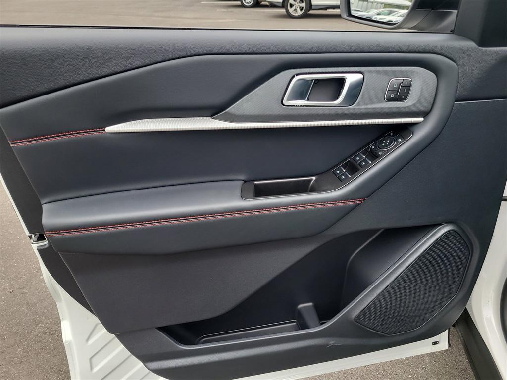 new 2025 Ford Explorer car, priced at $50,394