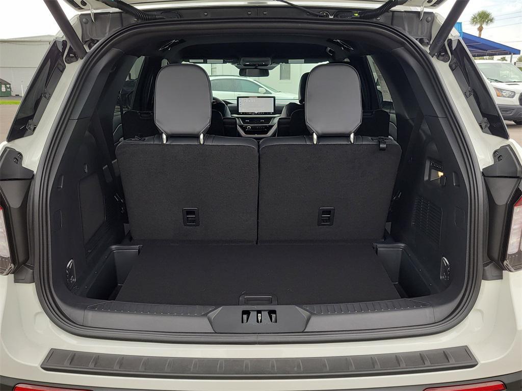 new 2025 Ford Explorer car, priced at $50,394