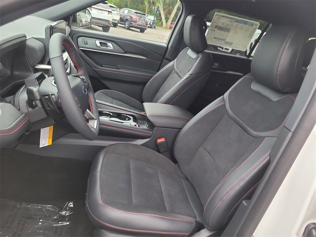 new 2025 Ford Explorer car, priced at $50,394
