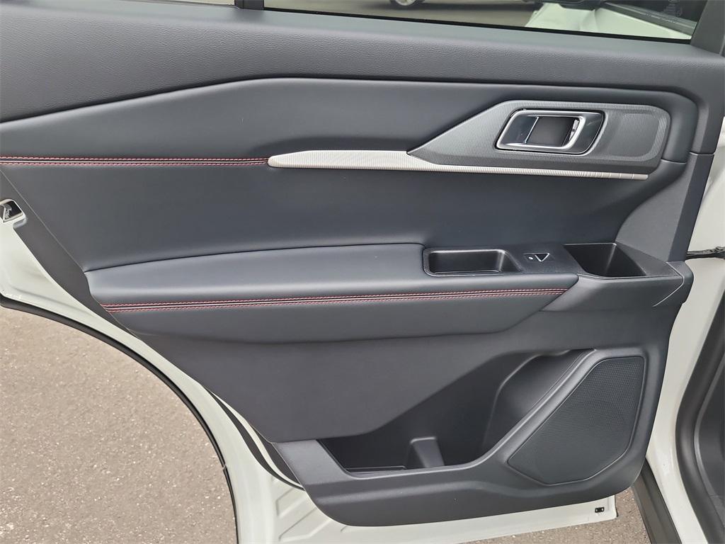 new 2025 Ford Explorer car, priced at $50,394