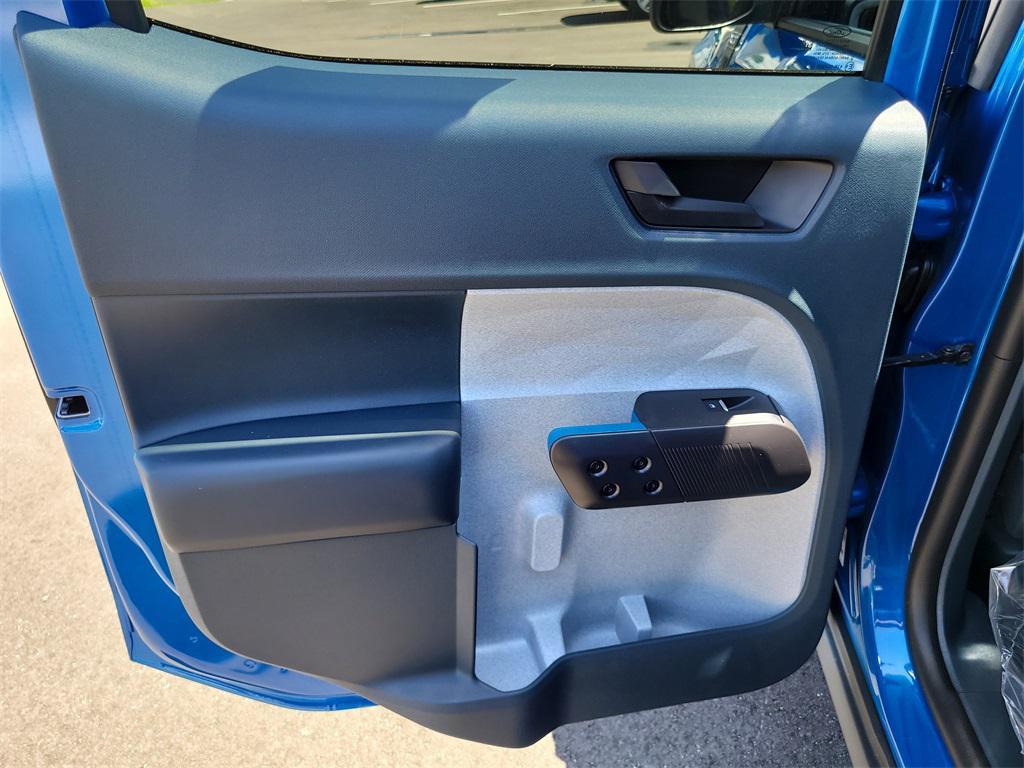 new 2025 Ford Maverick car, priced at $29,106