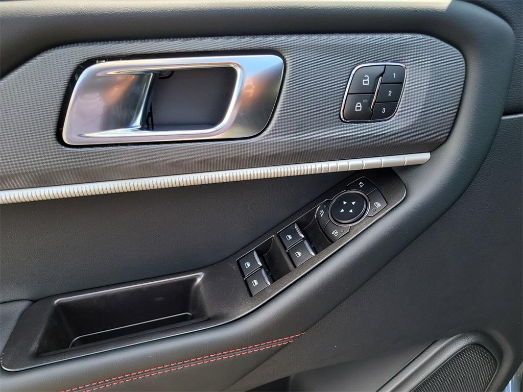 new 2025 Ford Explorer car, priced at $53,111