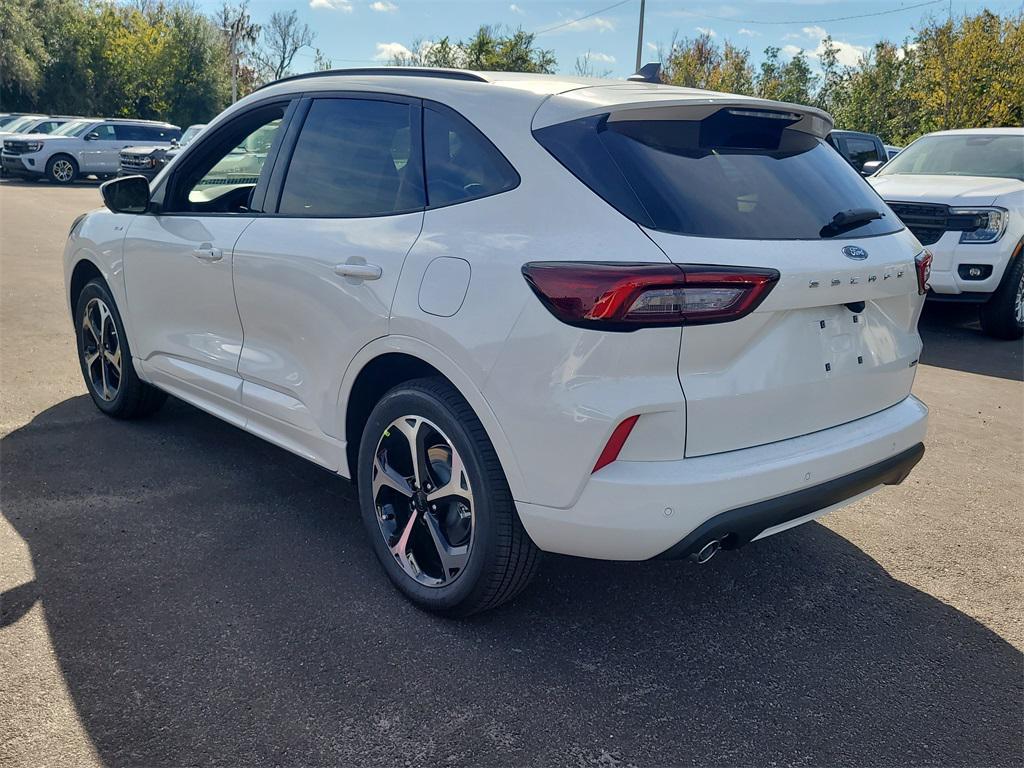 new 2026 Ford Escape car, priced at $38,288