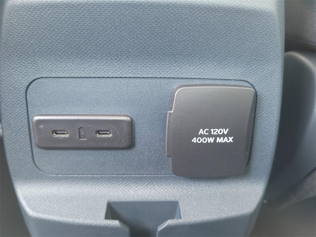 new 2025 Ford Maverick car, priced at $31,492