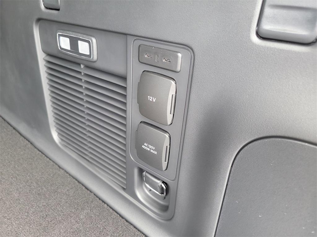 new 2025 Ford Expedition Max car, priced at $63,558