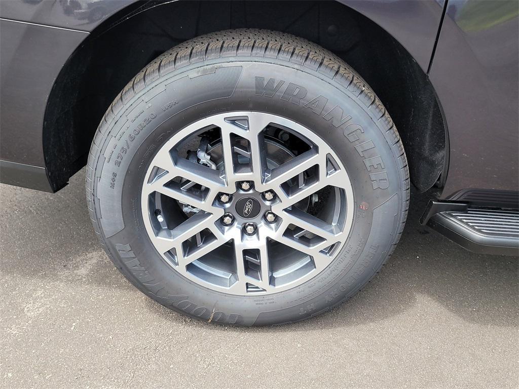 new 2025 Ford Expedition Max car, priced at $63,558