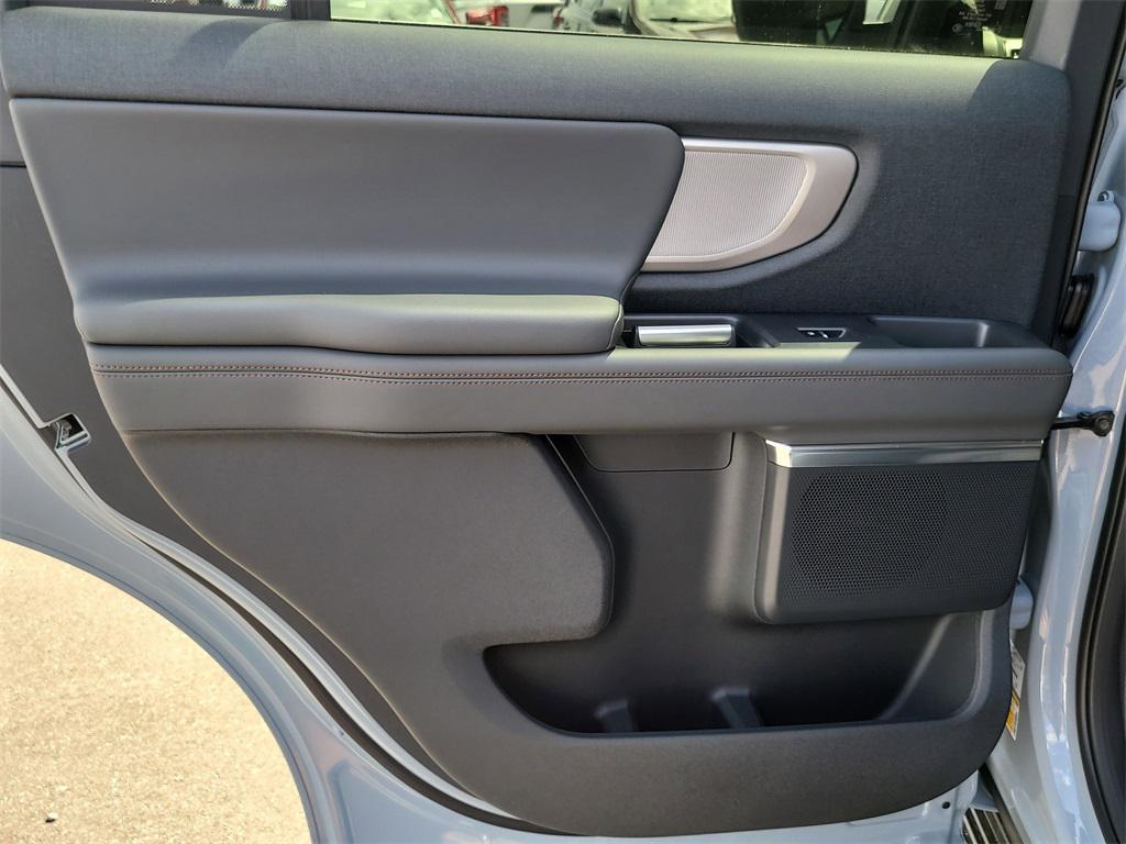 new 2025 Ford Expedition car, priced at $63,788