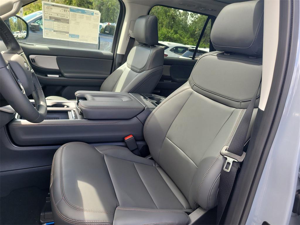 new 2025 Ford Expedition car, priced at $63,788