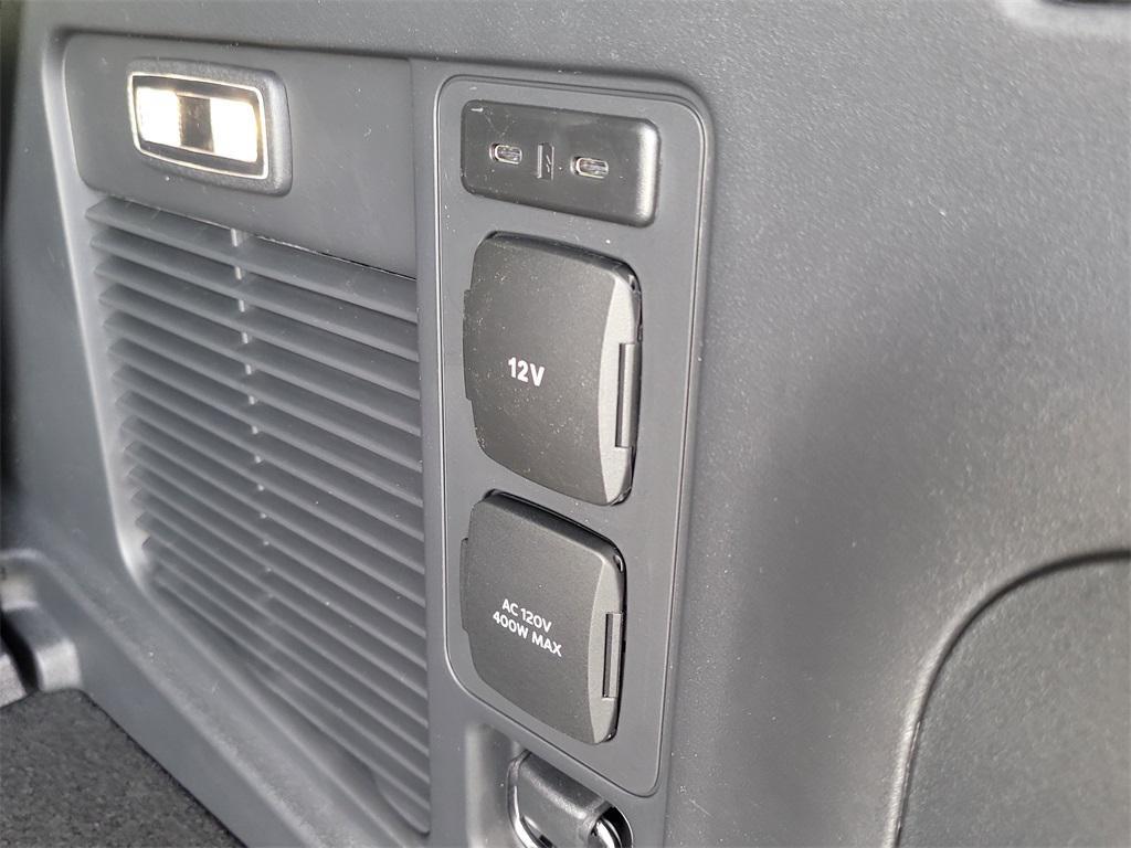 new 2025 Ford Expedition car, priced at $63,788