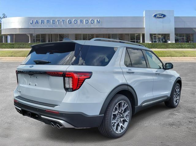 new 2025 Ford Explorer car, priced at $56,712