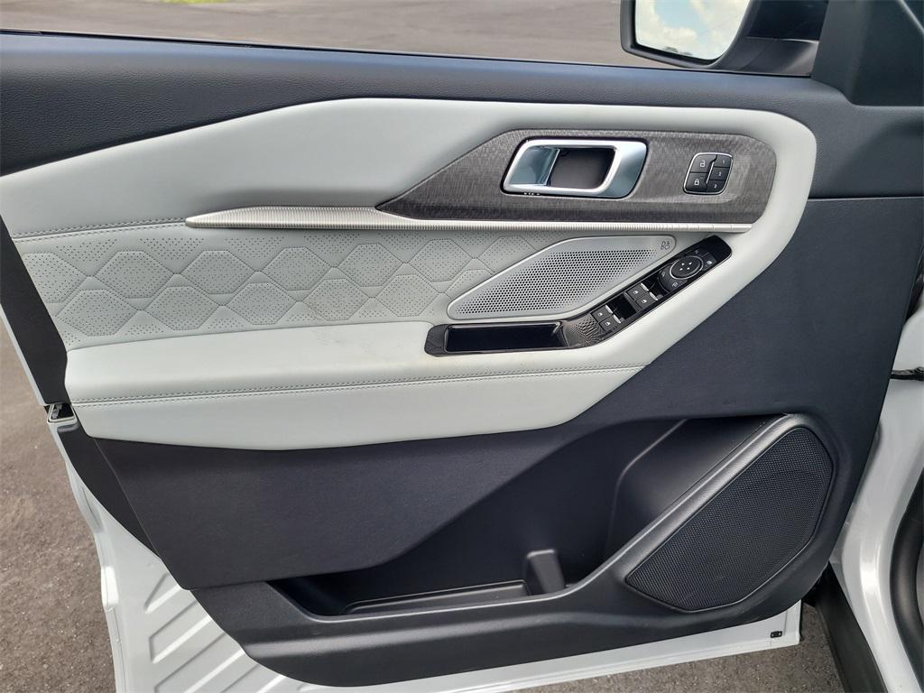 new 2025 Ford Explorer car, priced at $53,495