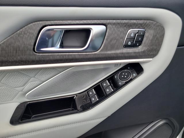 new 2025 Ford Explorer car, priced at $56,712