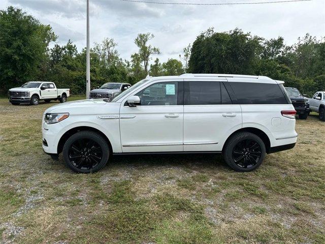 new 2024 Lincoln Navigator car