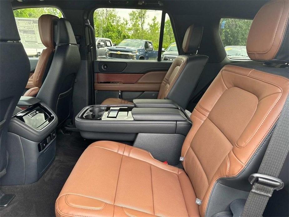 new 2024 Lincoln Navigator car, priced at $92,300