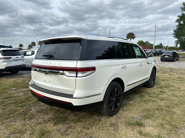 new 2024 Lincoln Navigator car