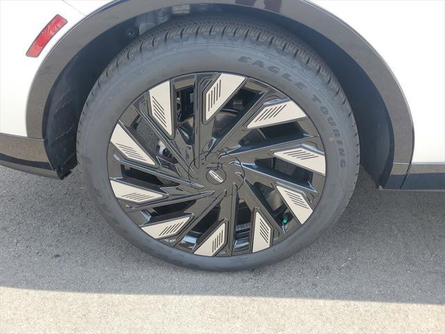 new 2025 Lincoln Nautilus car, priced at $64,757