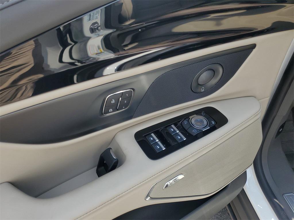 new 2025 Lincoln Nautilus car, priced at $64,757