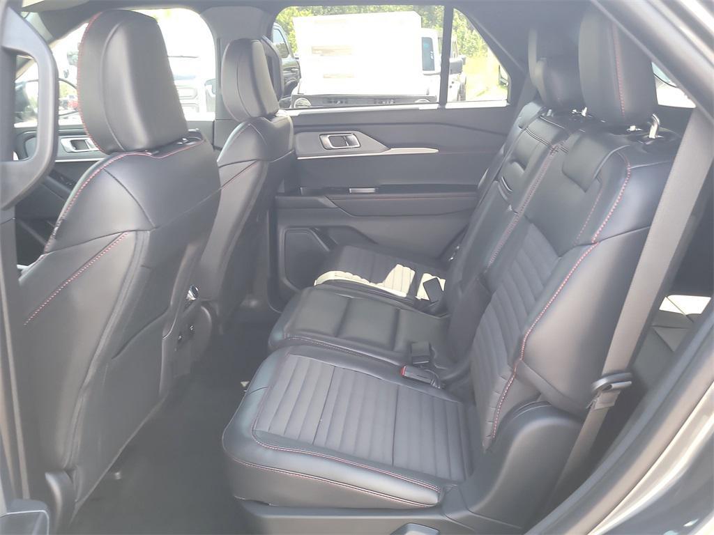 new 2025 Ford Explorer car, priced at $43,097