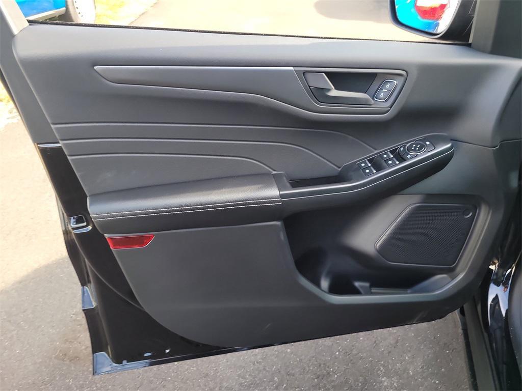 new 2026 Ford Escape car, priced at $29,208