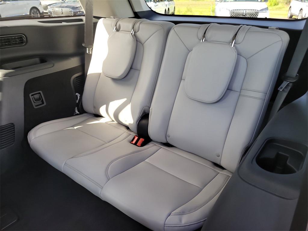 new 2025 Lincoln Aviator car, priced at $62,630
