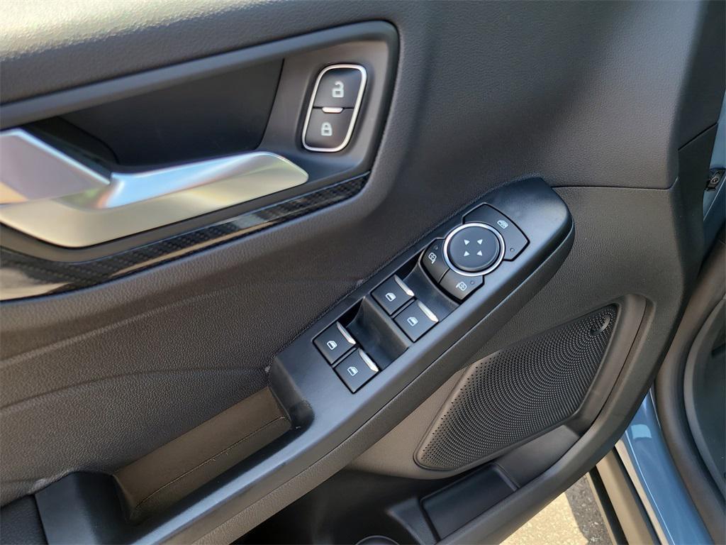 new 2025 Ford Escape car, priced at $29,137