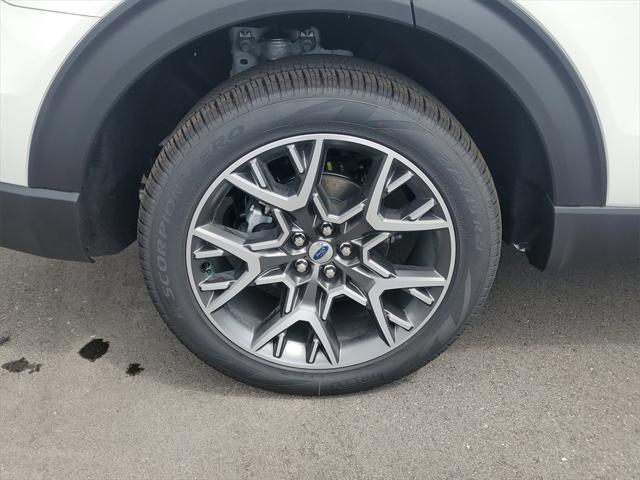 new 2025 Ford Explorer car, priced at $56,087